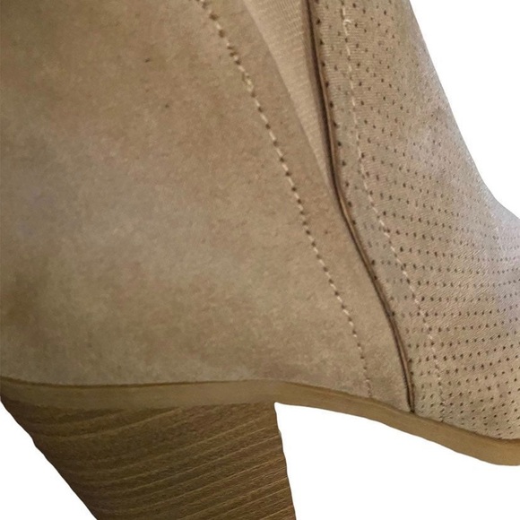 Booties size 10 women universal thread brand - Picture 3 of 5